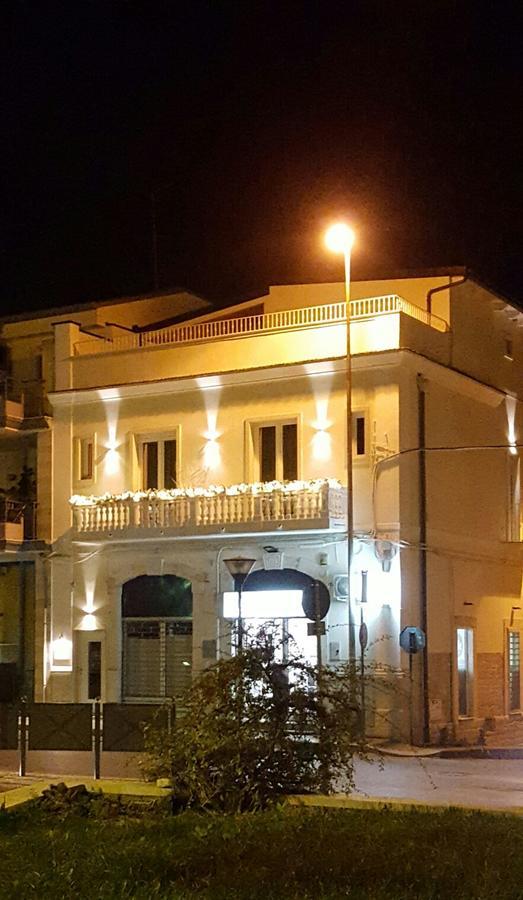 Finestre Sul Borgo Bed and Breakfast Cassano delle Murge Exteriör bild